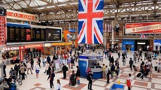 A Walk Through The London Victoria Station London England [upl. by Madge]